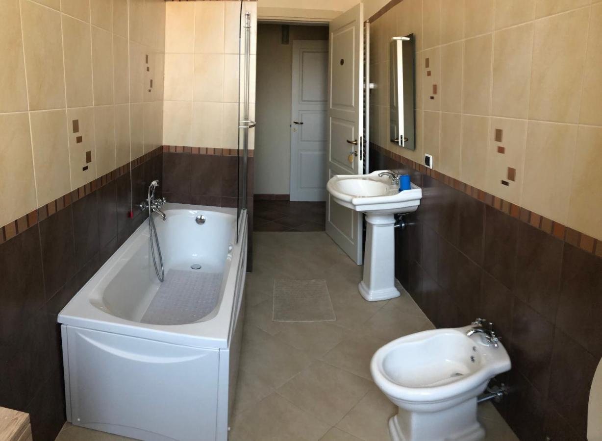 Bed and Breakfast A Casa Di Noemi LʼAquila Zewnętrze zdjęcie